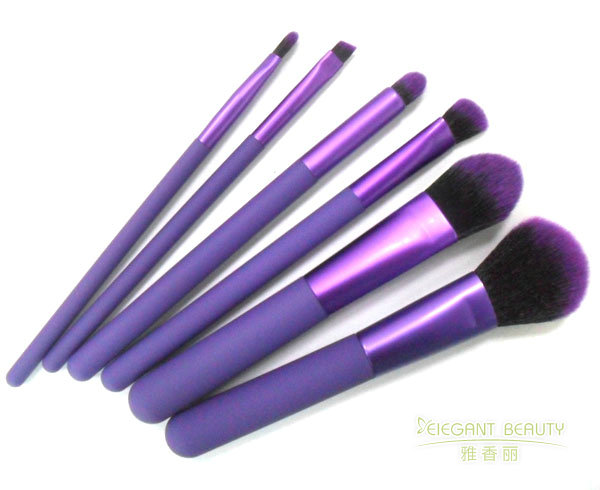 每一根刷毛都有故事——走進91麻豆成人精品国产免费网站套裝的製造世